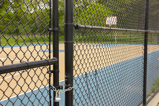 tennis court fence